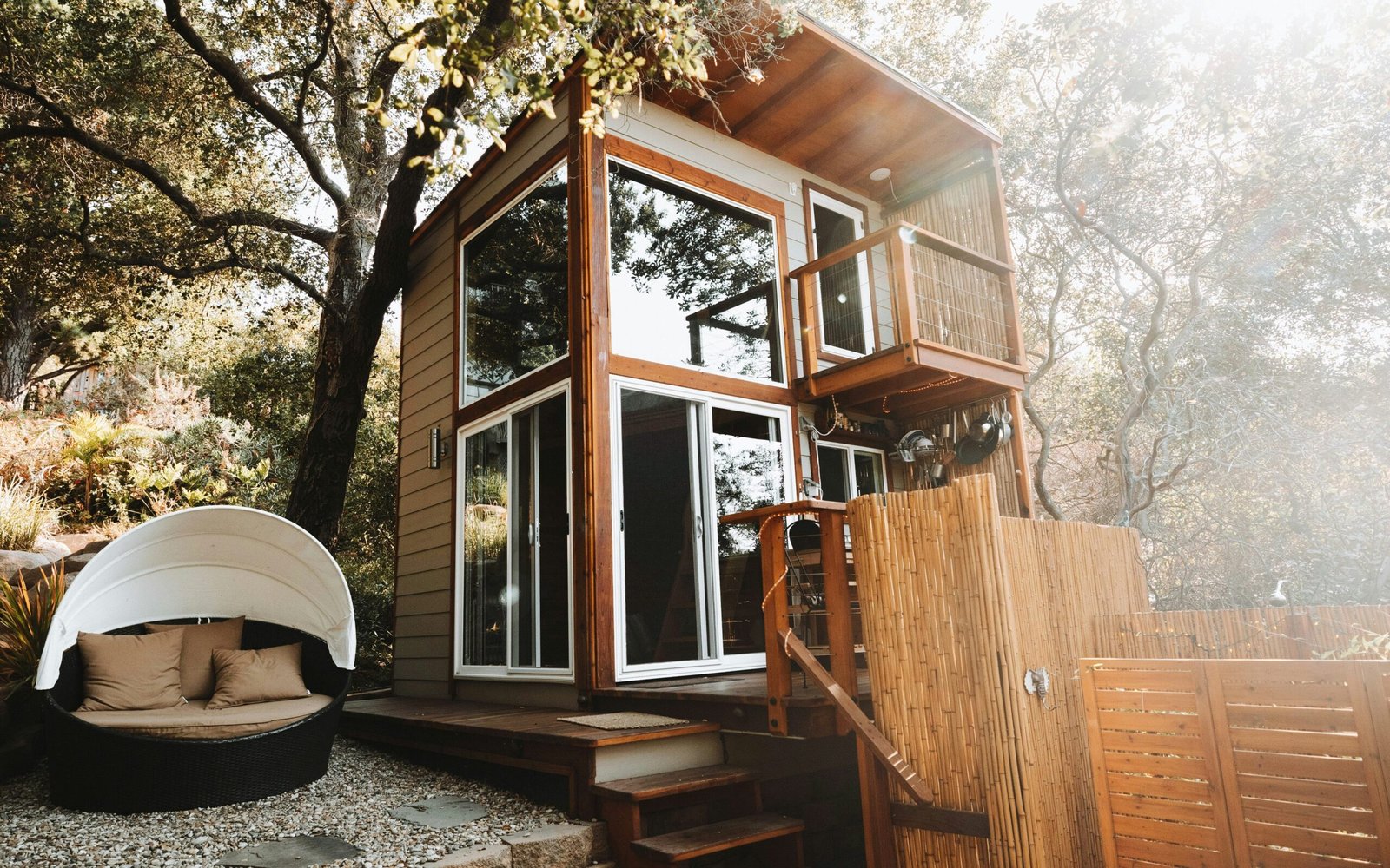 roberto nickson wRF6hCur9A8 unsplash edited scaled