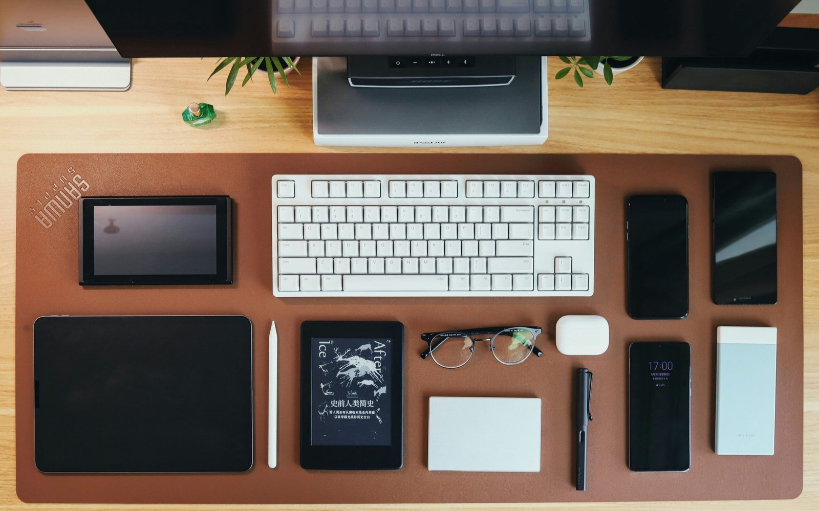 raychan LdiTW9nzMcg unsplash edited scaled