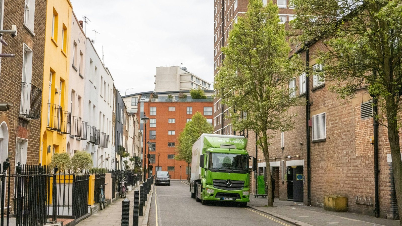 benjamin cheng 4bgfWdOSoFE unsplash edited scaled