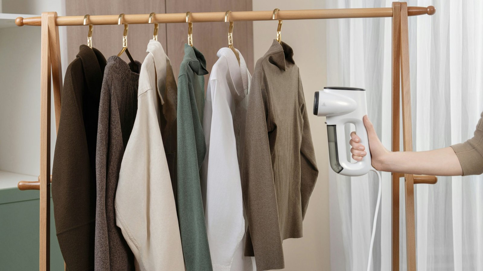 neakasa ELnyS2wG3ss unsplash edited scaled