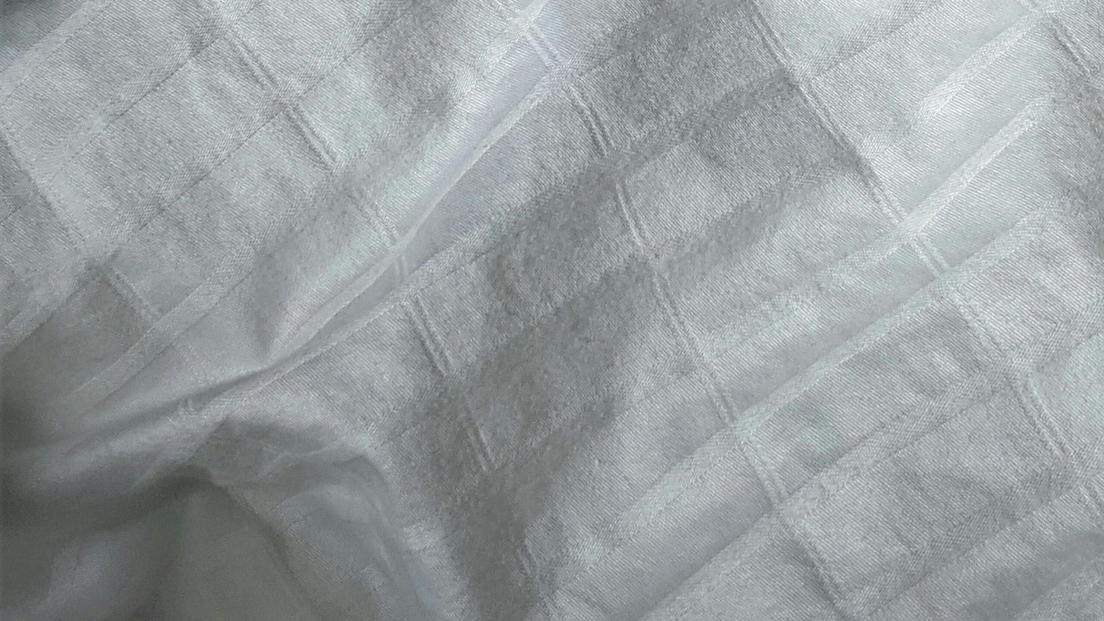 Dicas para o lençol não soltar mais do colchão: soluções práticas para noites mais tranquilas susan wilkinson TG6StlVB 6k unsplash 1 edited scaled